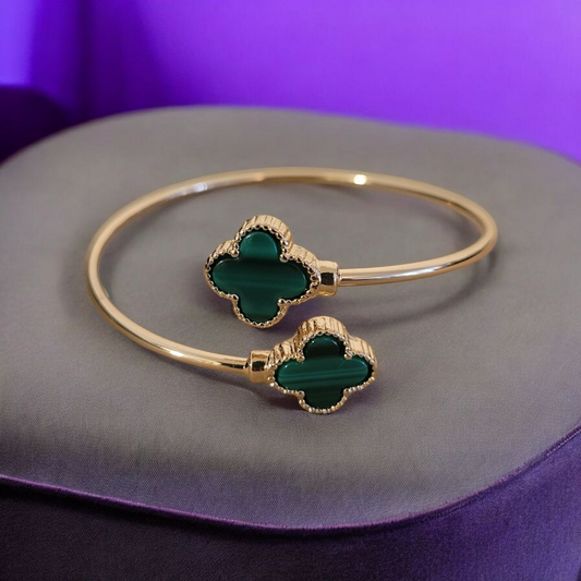 Clover twist