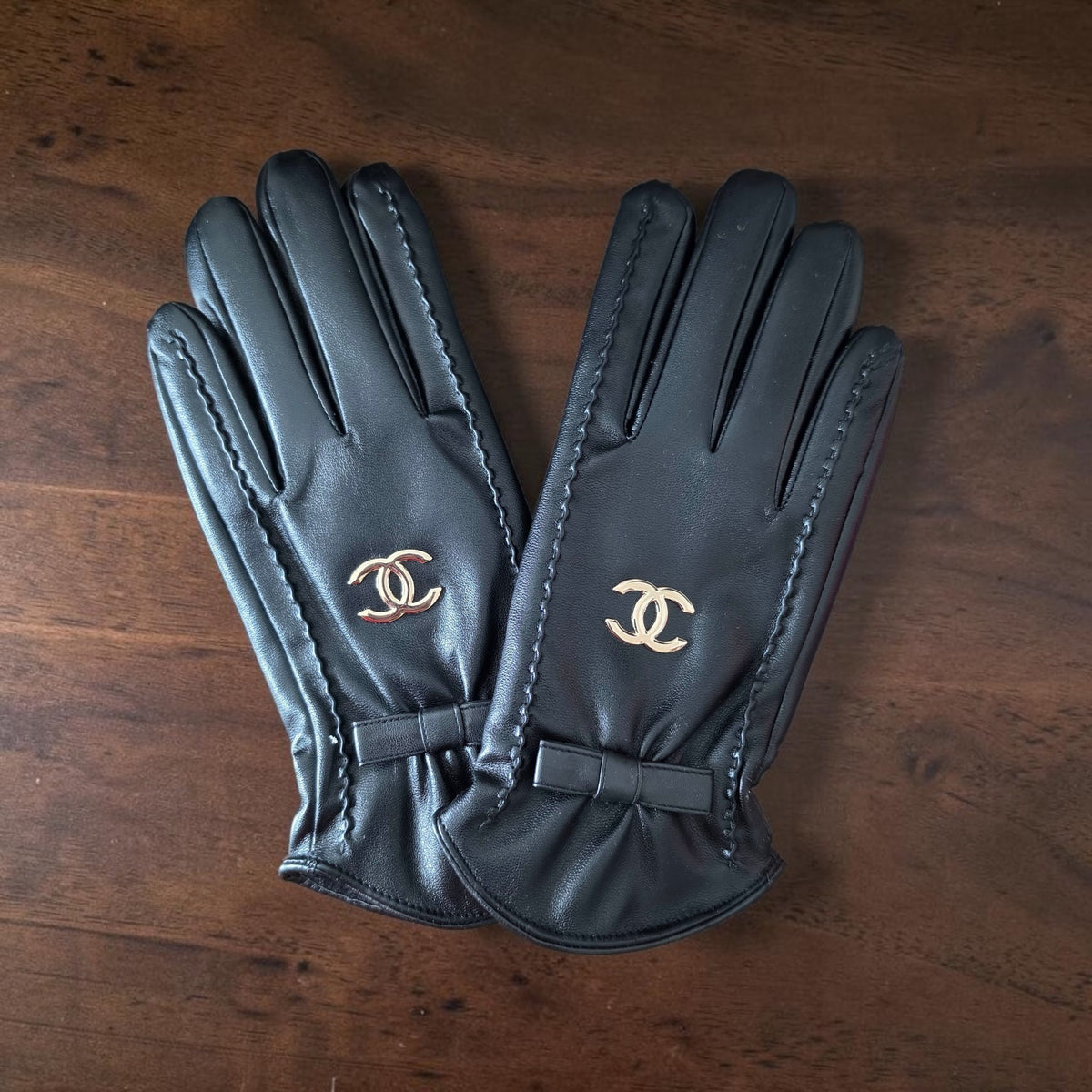 CC gloves